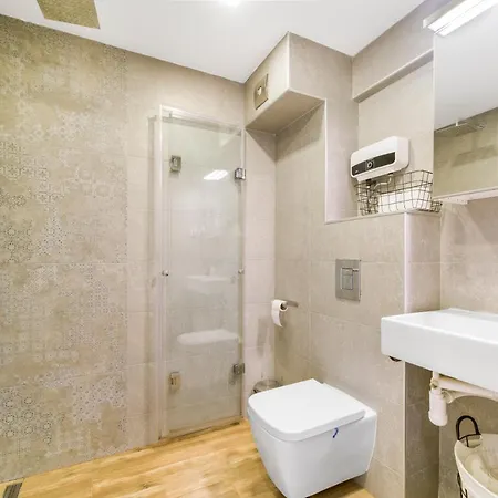 Exclusive Studentski Grad Apartment Sofia