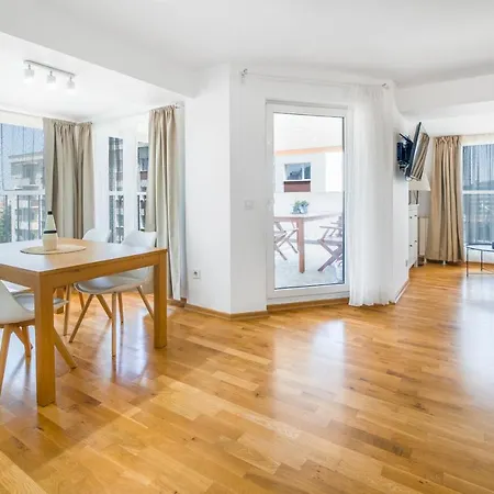 Exclusive Studentski Grad Apartment Sofia